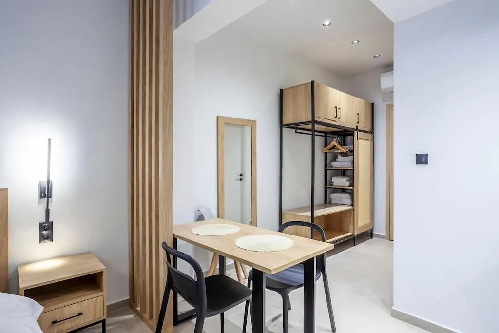 Fsn Central Lofts 301 / 3P سالونيك 0*,